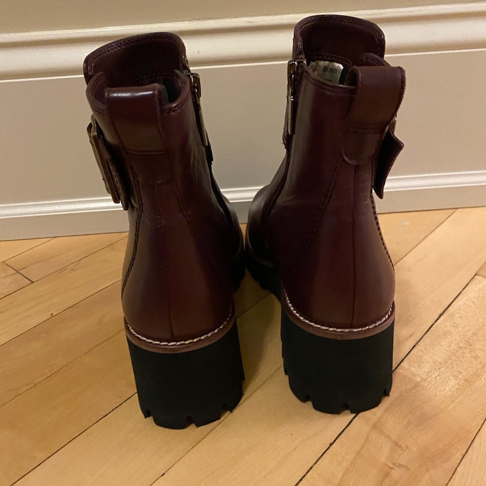 Blondo waterproof genuine red-brown leather platform boots.